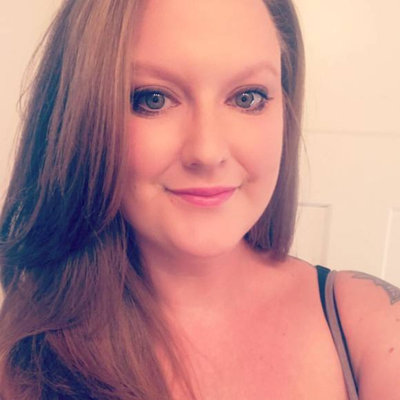 Meet your Posher, Lindsay - Picture 1 of 1